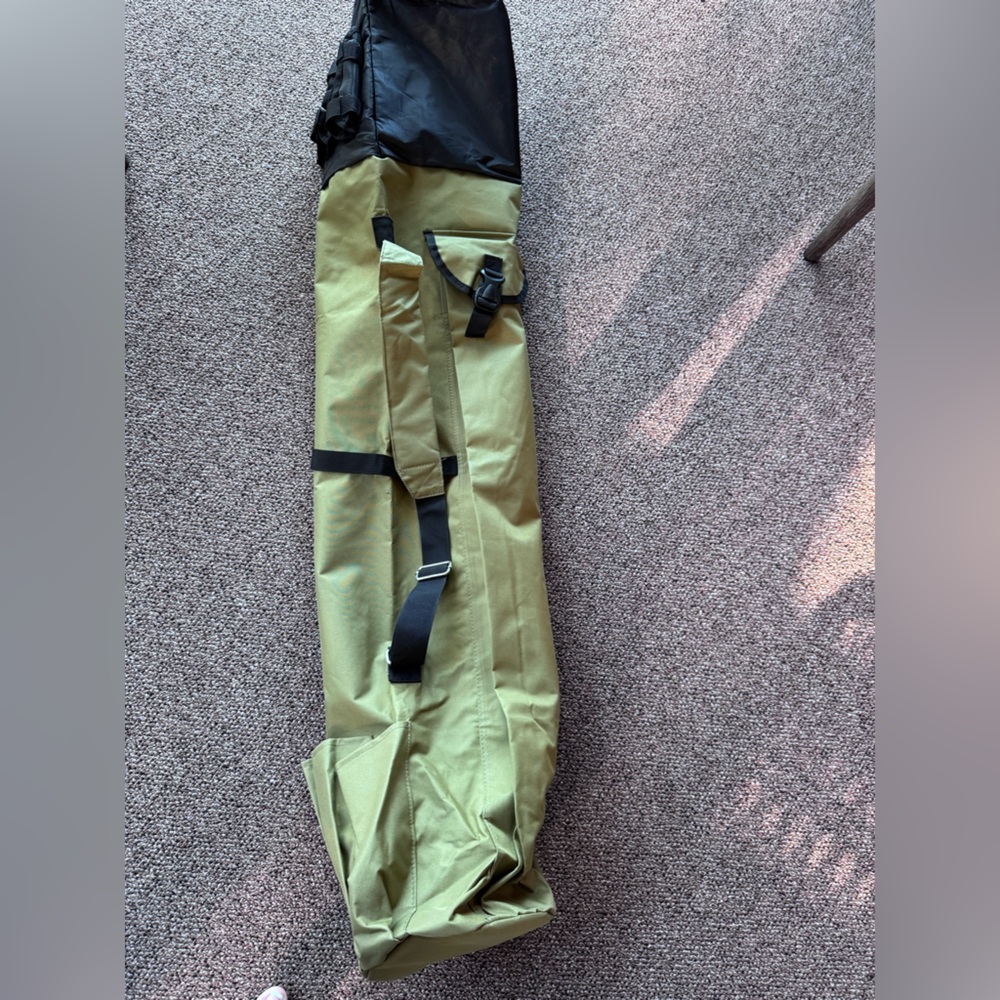 Waterproof Fishing Rod and Gear Bag - Picture 2 of 7